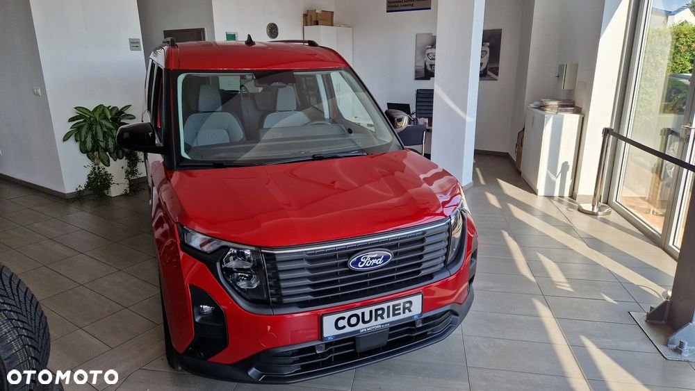 Ford Tourneo Courier 1.0 EcoBoost Titanium - 10