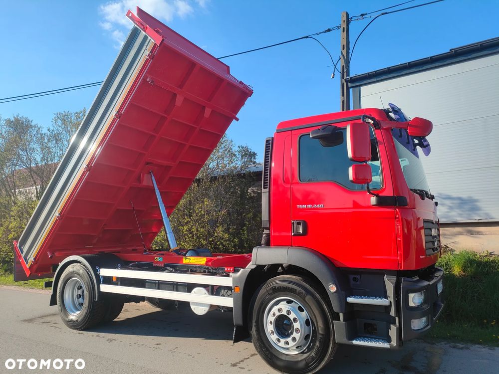 MAN TGM 18.240/ 15.240 TGL 12.240/12.250 AXOR ATEGO Mercedes LE - 9