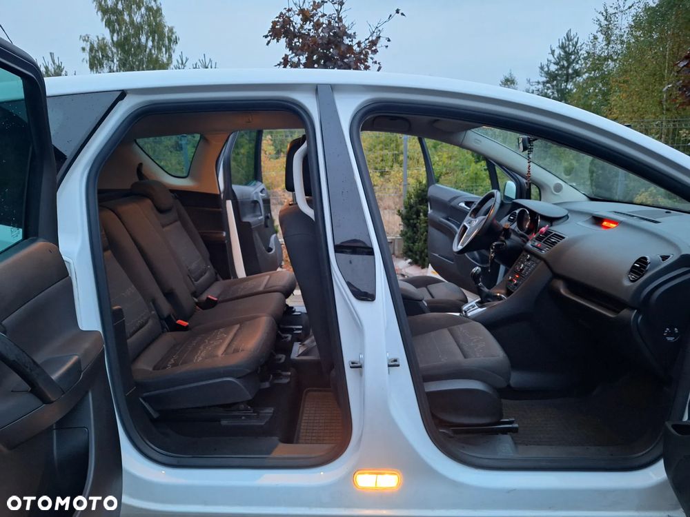 Opel Meriva - 16