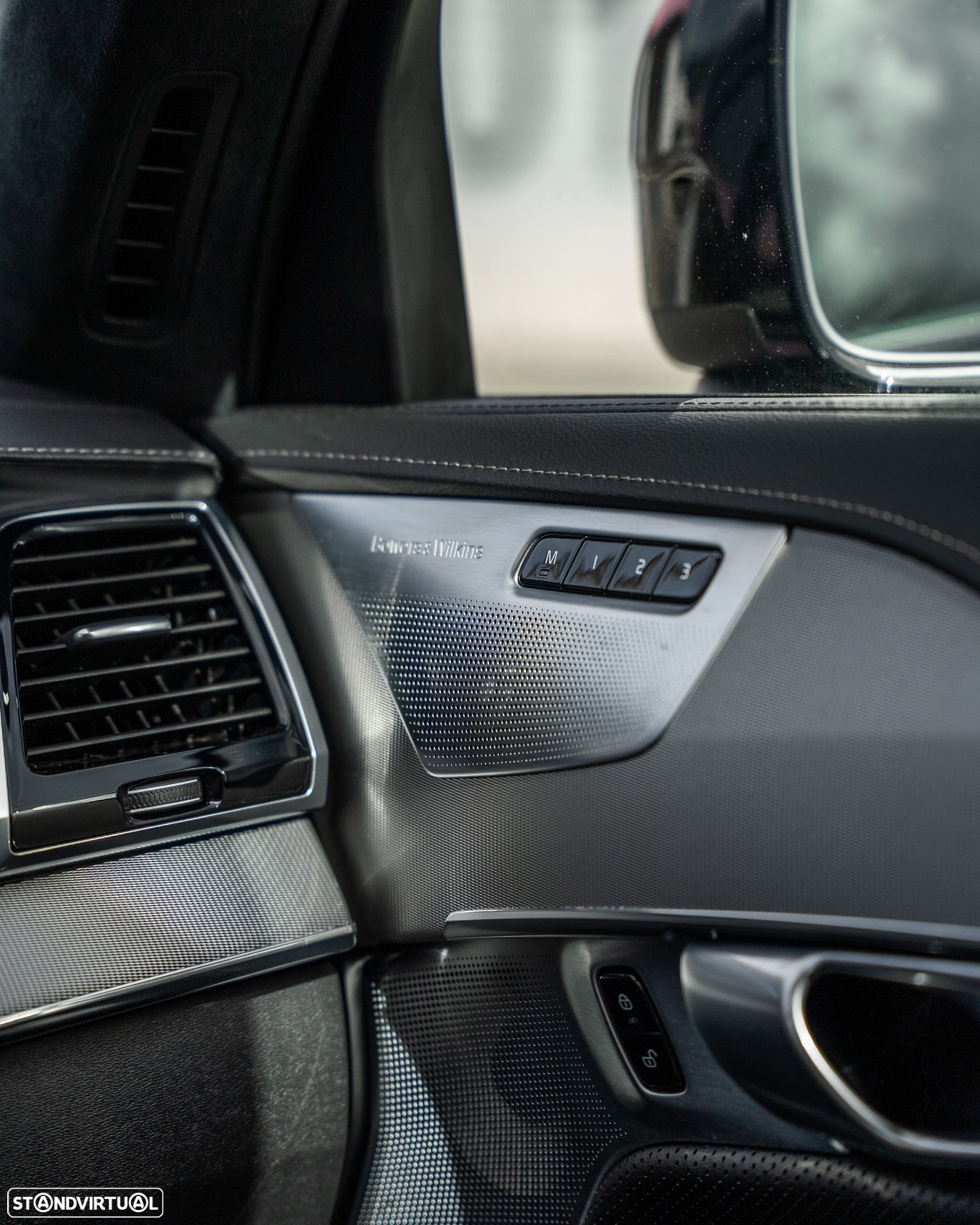 Volvo XC 90 2.0 T8 PHEV Ultimate Dark AWD - 41