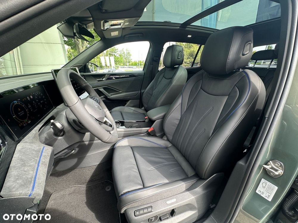 Volkswagen Tiguan - 11
