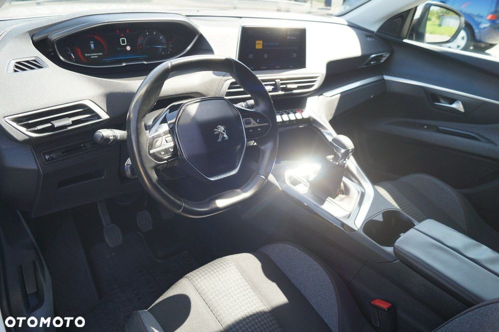 Peugeot 3008 - 12