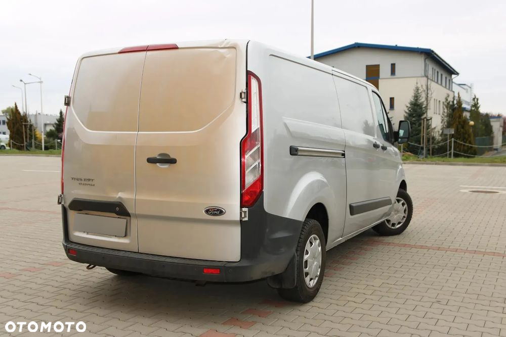 Ford TRANSIT CUSTOM - 10