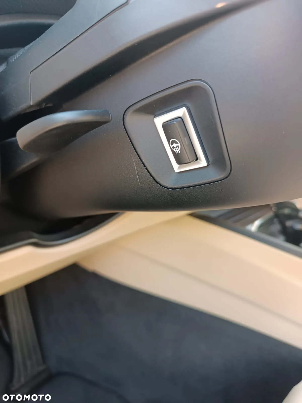 BMW Seria 3 320i xDrive Sport-Aut - 25