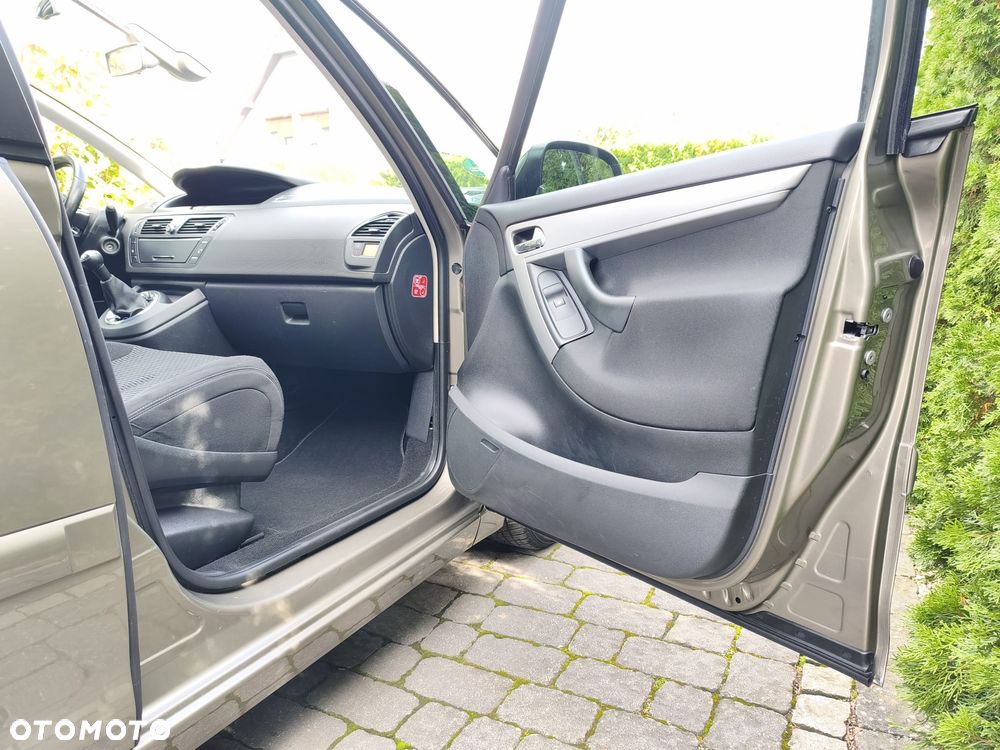 Citroën C4 Picasso - 16