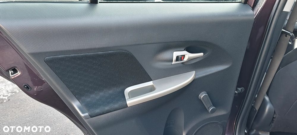 Toyota Urban Cruiser 1.4 D-4D 4x2 Town - 37