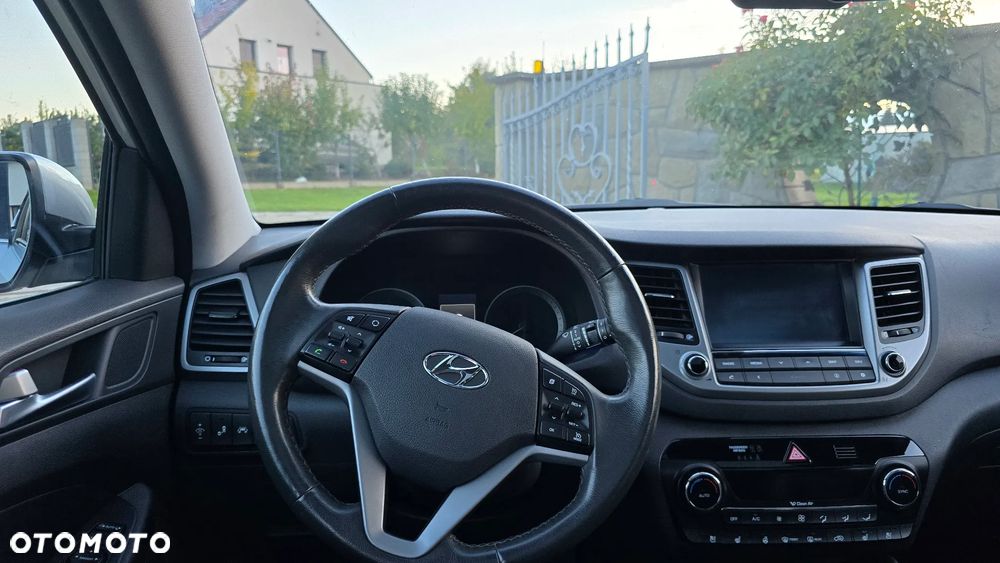 Hyundai Tucson 1.7 CRDI BlueDrive Premium 2WD DCT - 12