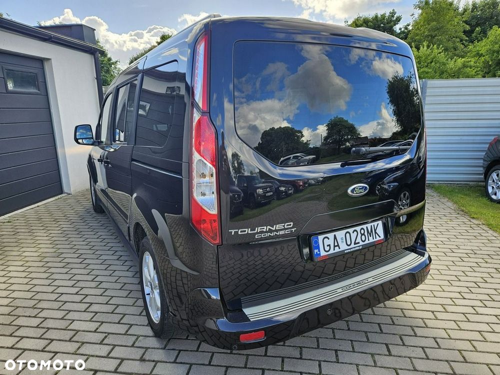 Ford Tourneo Connect Grand - 14