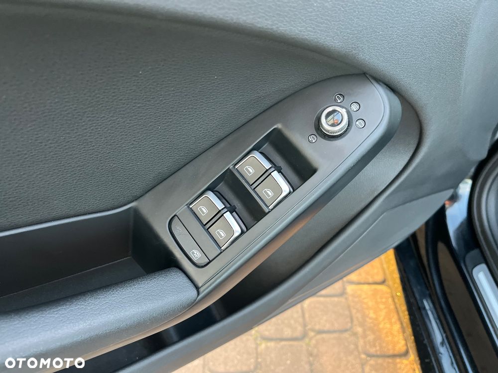Audi A4 Avant 2.0 TFSI quattro S tronic S line Sportpaket - 23