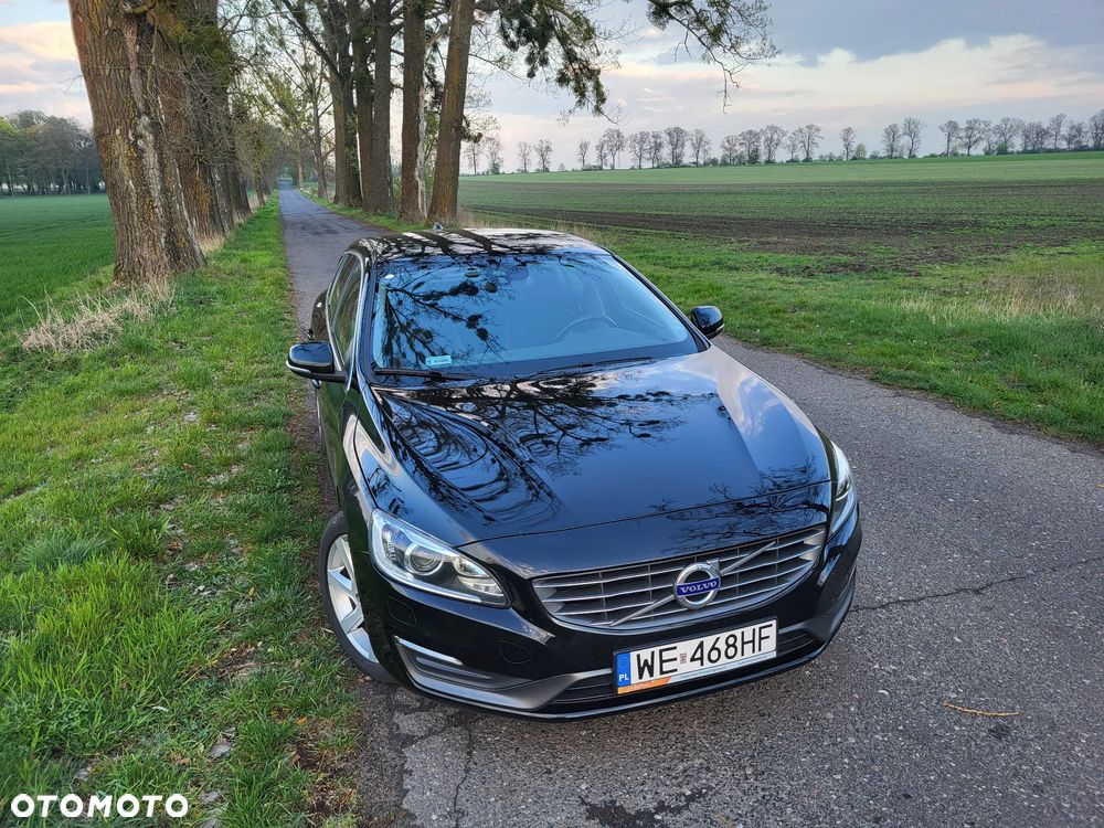 Volvo V60 T4 Momentum - 5