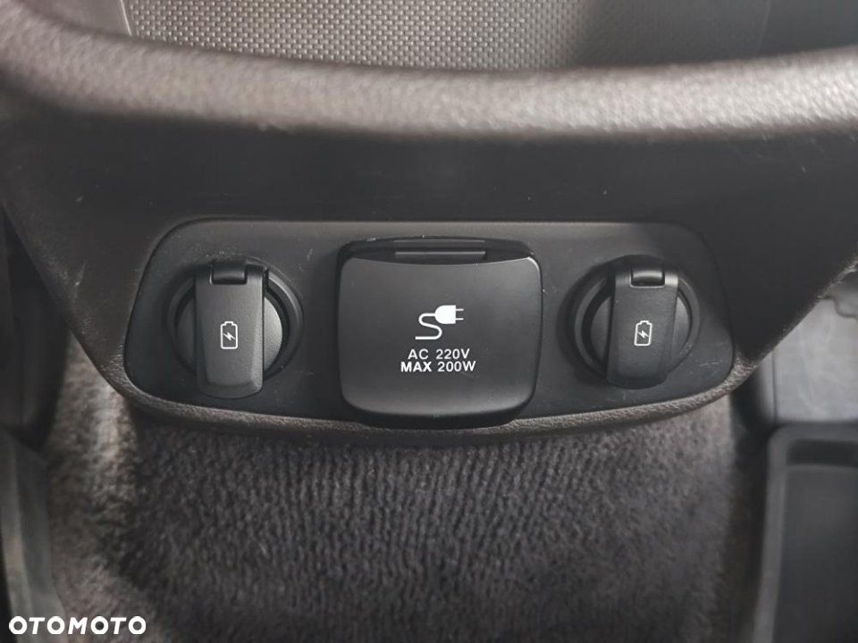 Hyundai Santa Fe - 33