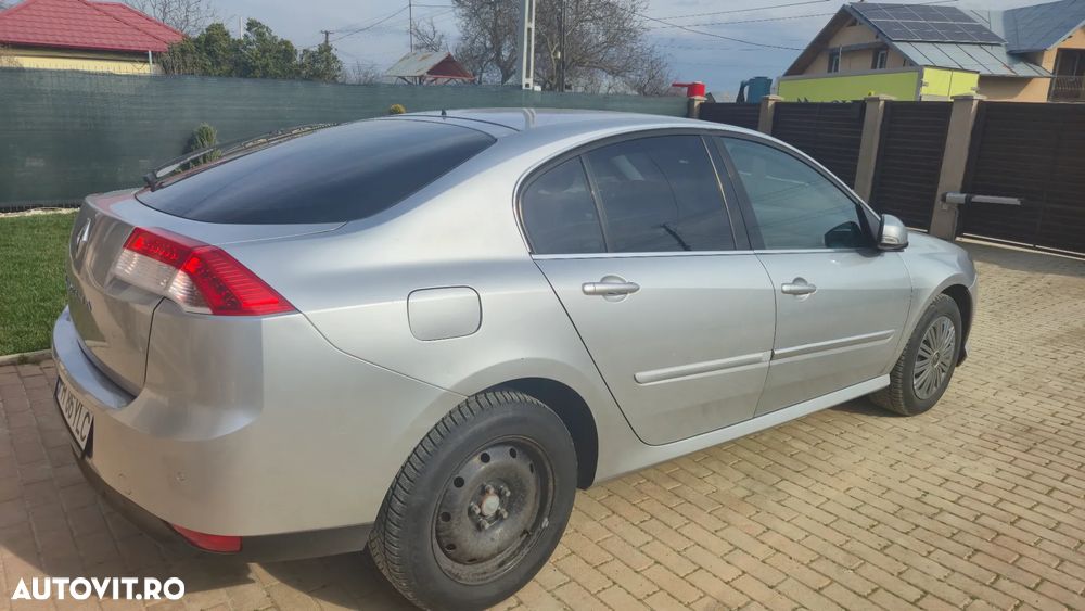 Renault Laguna 2.0 dCi LUX - 6