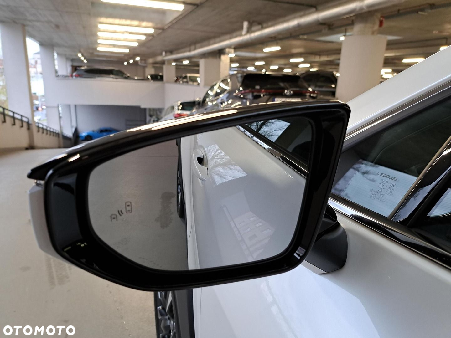 Lexus UX - 29
