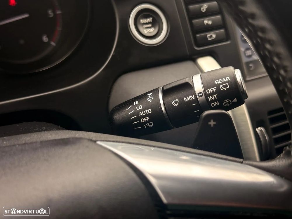Land Rover Discovery Sport 2.0 D AWD R-Dynamic HSE - 16
