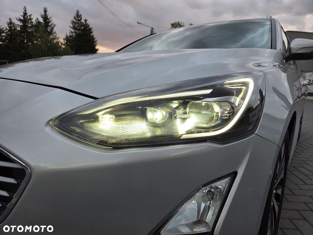 Ford Focus - 36