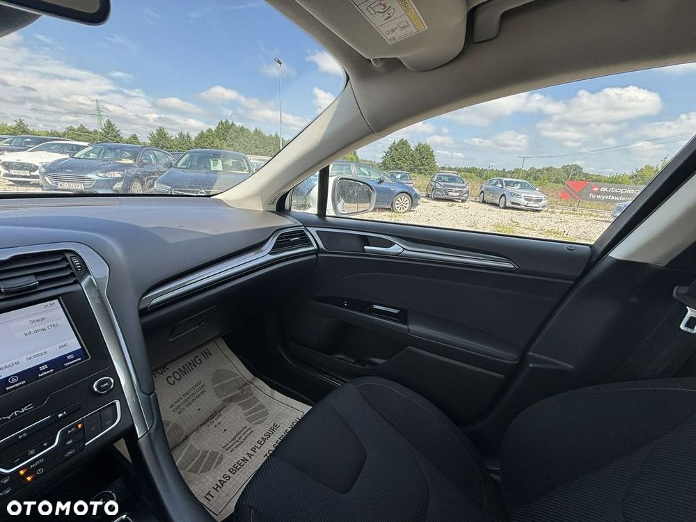 Ford Mondeo - 28