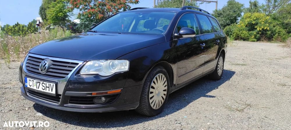 Volkswagen Passat 2.0 TDI Comfortline DPF DSG - 1
