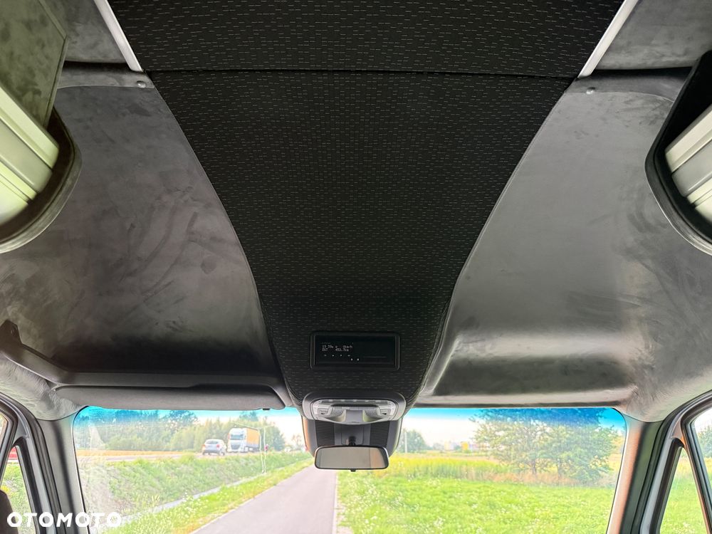 Mercedes-Benz Sprinter 519 - 35