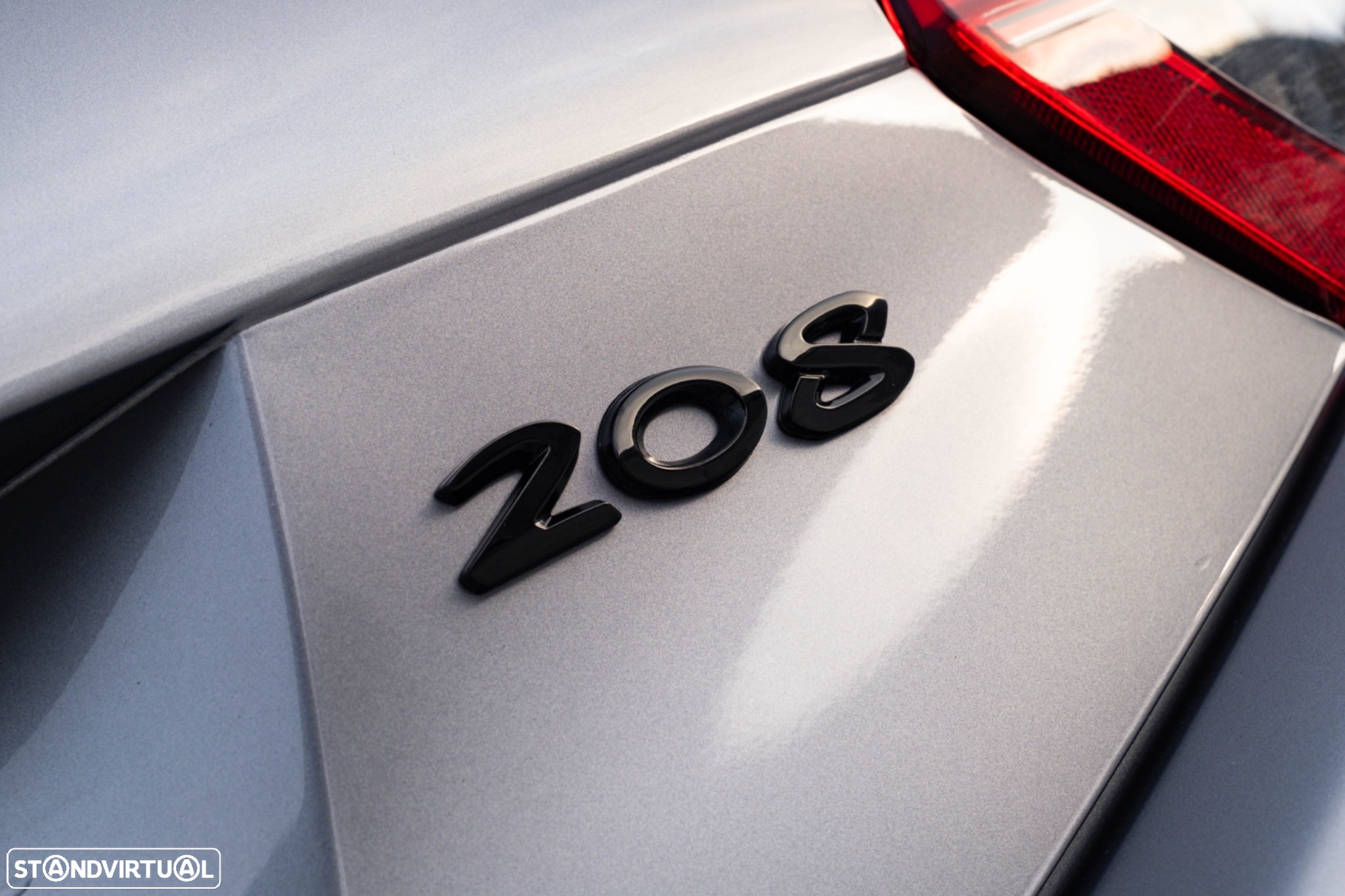 Peugeot 208 1.2 PureTech Active - 4
