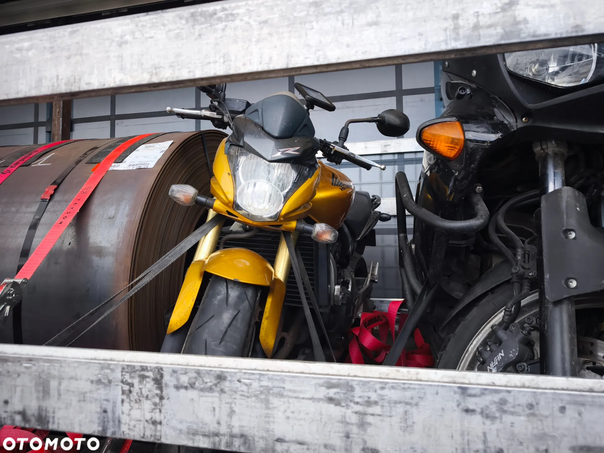 Honda Hornet - 30