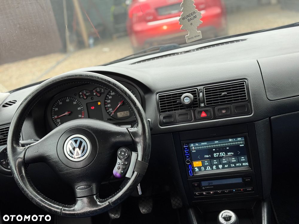 Volkswagen Golf 1.6 Edition - 22