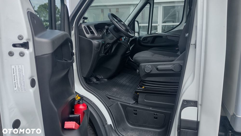 Iveco DAILY 50C18 izoterma 8EP winda 1000kg ASO serwis Agregat Carrier - 13