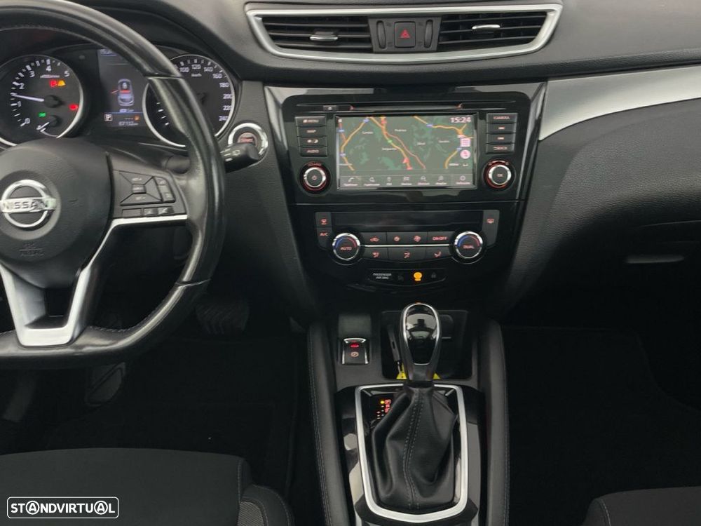 Nissan Qashqai 1.3 DIG-T N-Connecta DCT - 15
