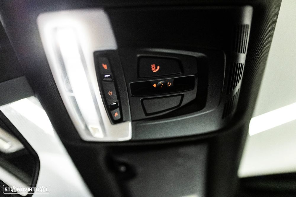BMW 318 — fotografia 15