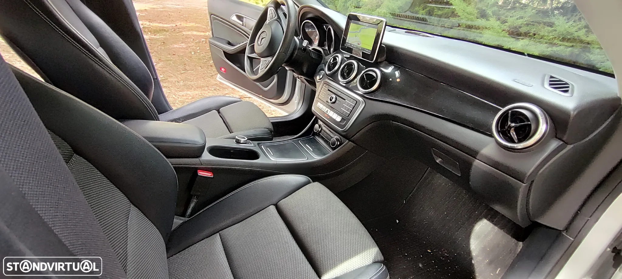 Mercedes-Benz CLA 200 Shooting Brake (CDI) d 4Matic 7G-DCT - 9
