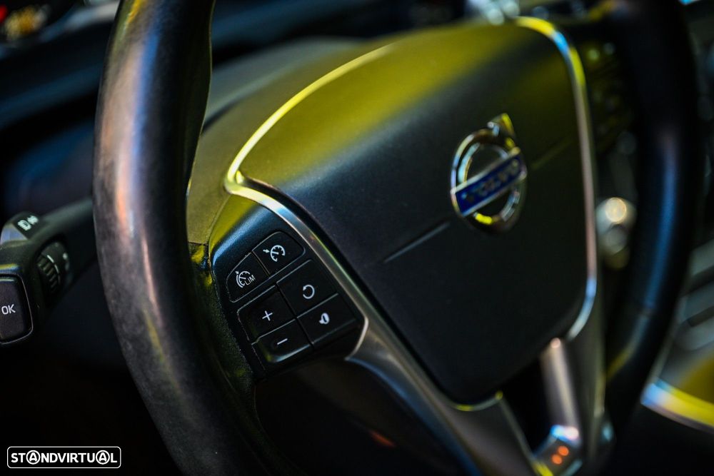 Volvo V60 - 25