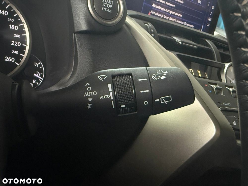 Lexus NX - 28