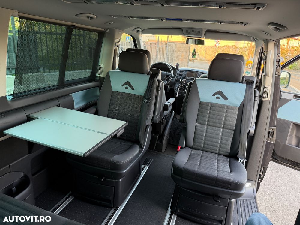 Volkswagen Multivan - 10