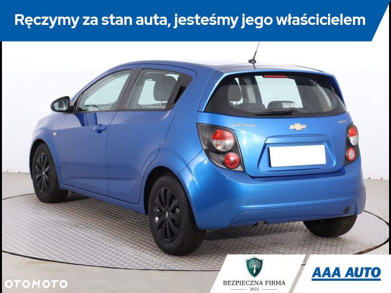 Chevrolet Aveo - 5