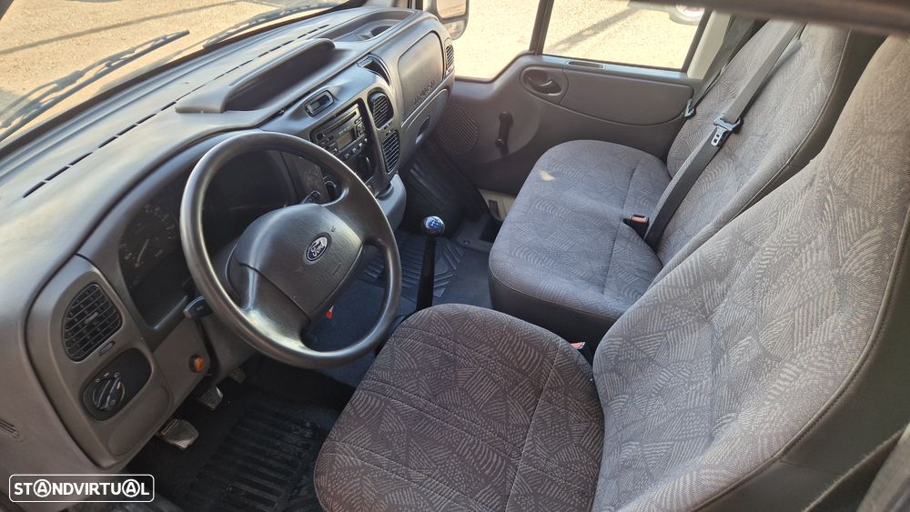 Ford Transit 2.4 TDCI - 11