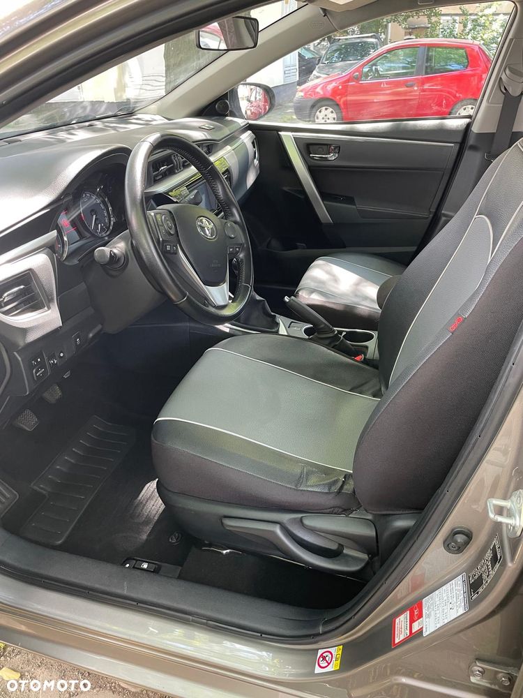 Toyota Corolla - 9