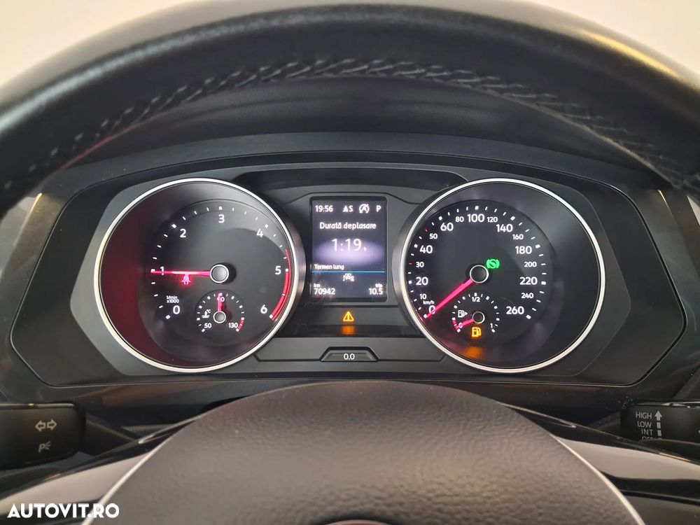 Volkswagen Tiguan 2.0 TDI 4Mot DSG Comfortline - 6