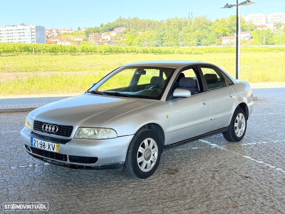 Audi A4 1.9 TDI Attraction - 2
