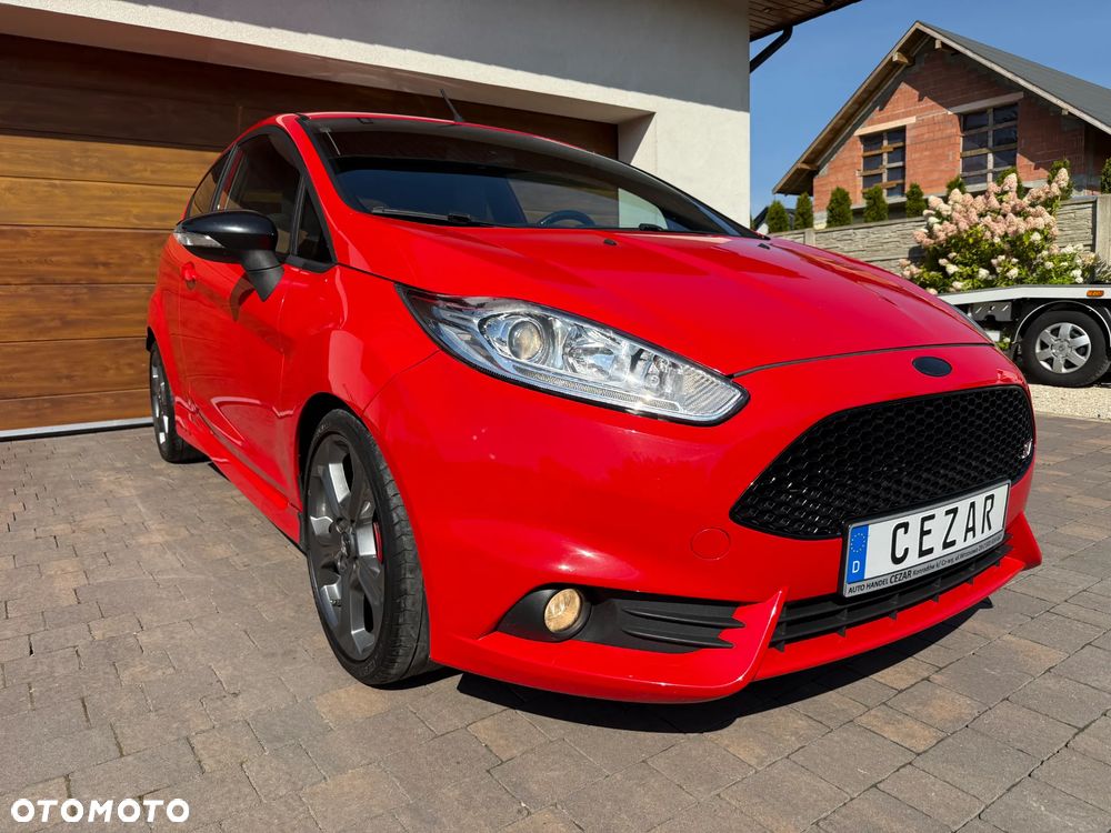 Ford Fiesta ST - 13