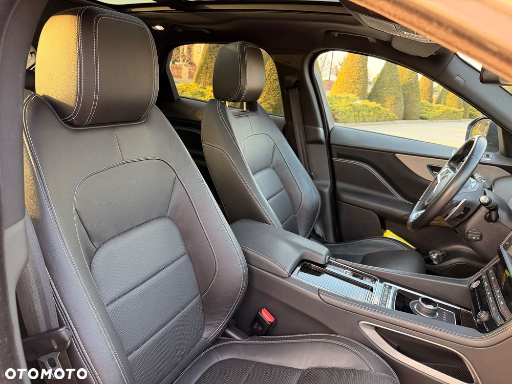 Jaguar F-Pace 30t AWD 300 Sport - 15