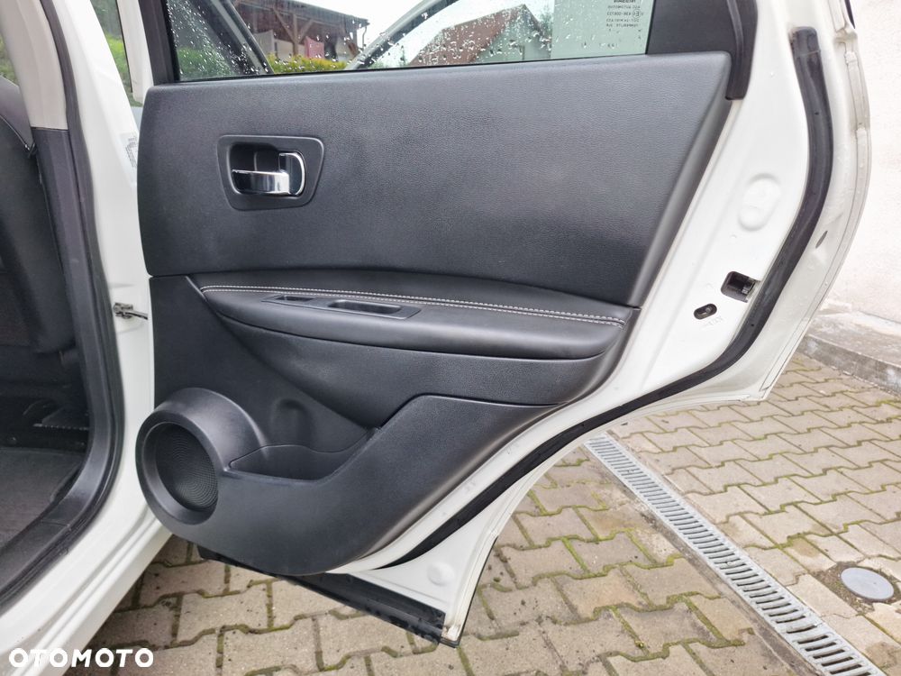 Nissan Qashqai - 22