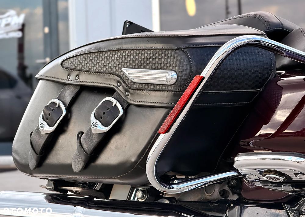 Harley-Davidson Touring Road King - 12