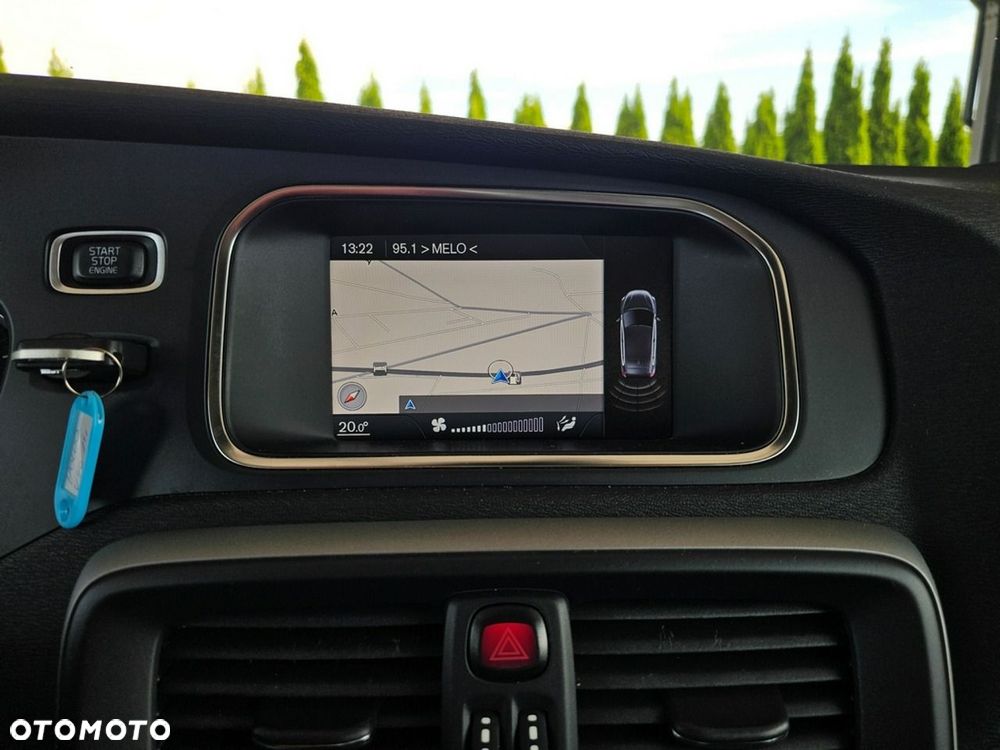 Volvo V40 - 22