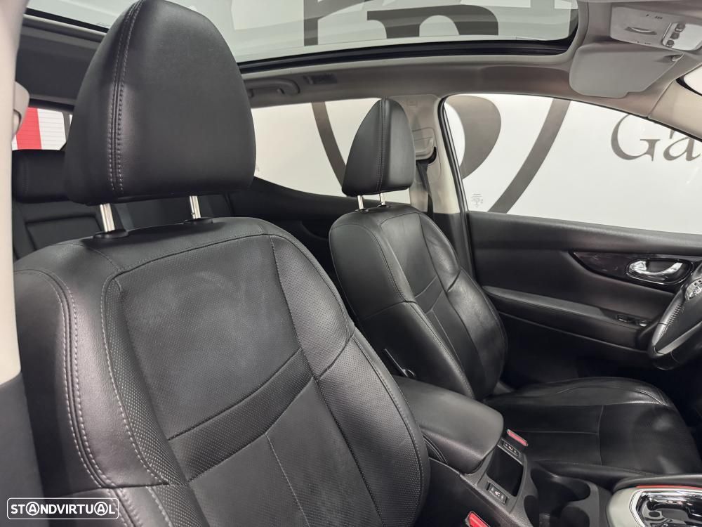 Nissan Qashqai 1.2 DIG-T Xtronic N-Connecta - 36