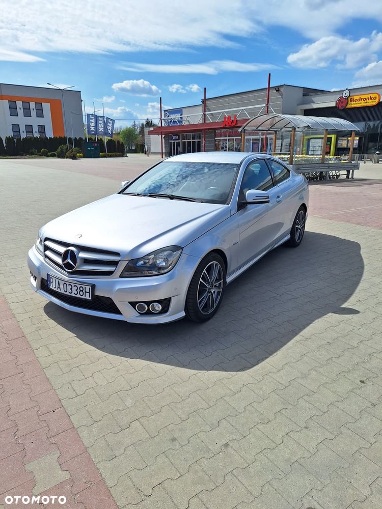 Mercedes-Benz Klasa C 250 CDI DPF BlueEFFICIENCY 7G-TRONIC Edition 1 - 1