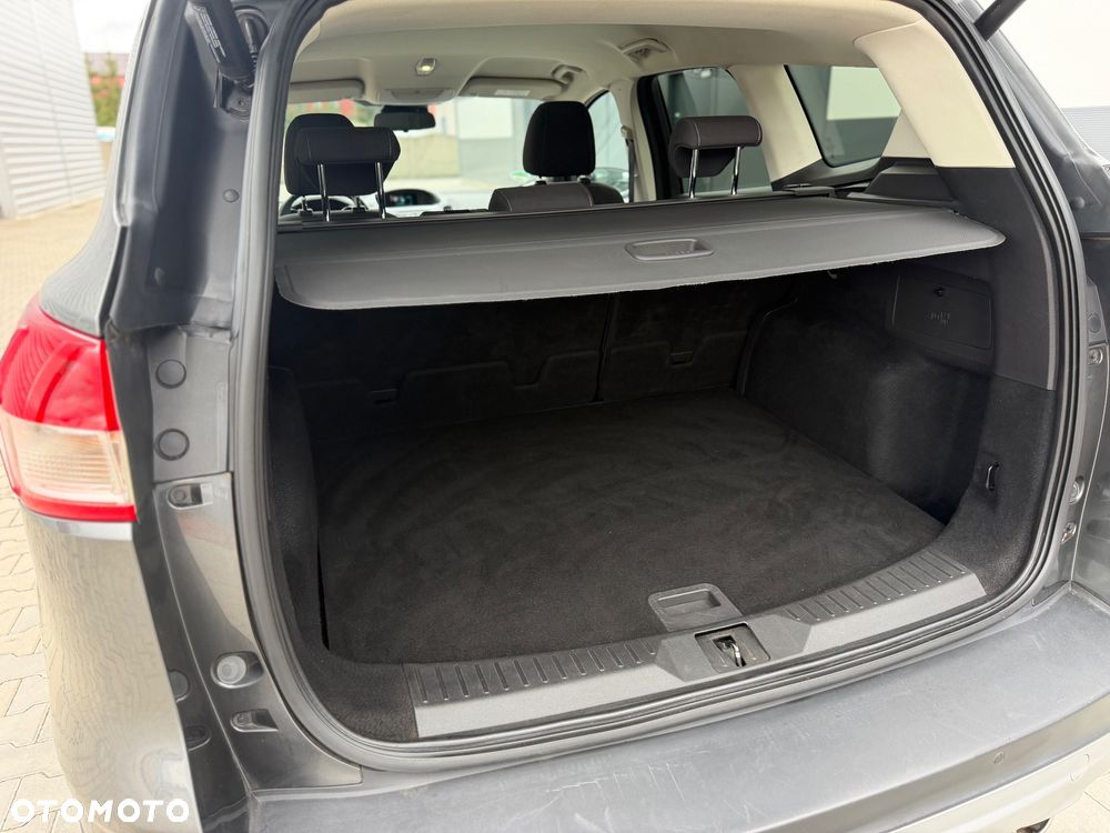 Ford Kuga 2.0 TDCi FWD Titanium - 16