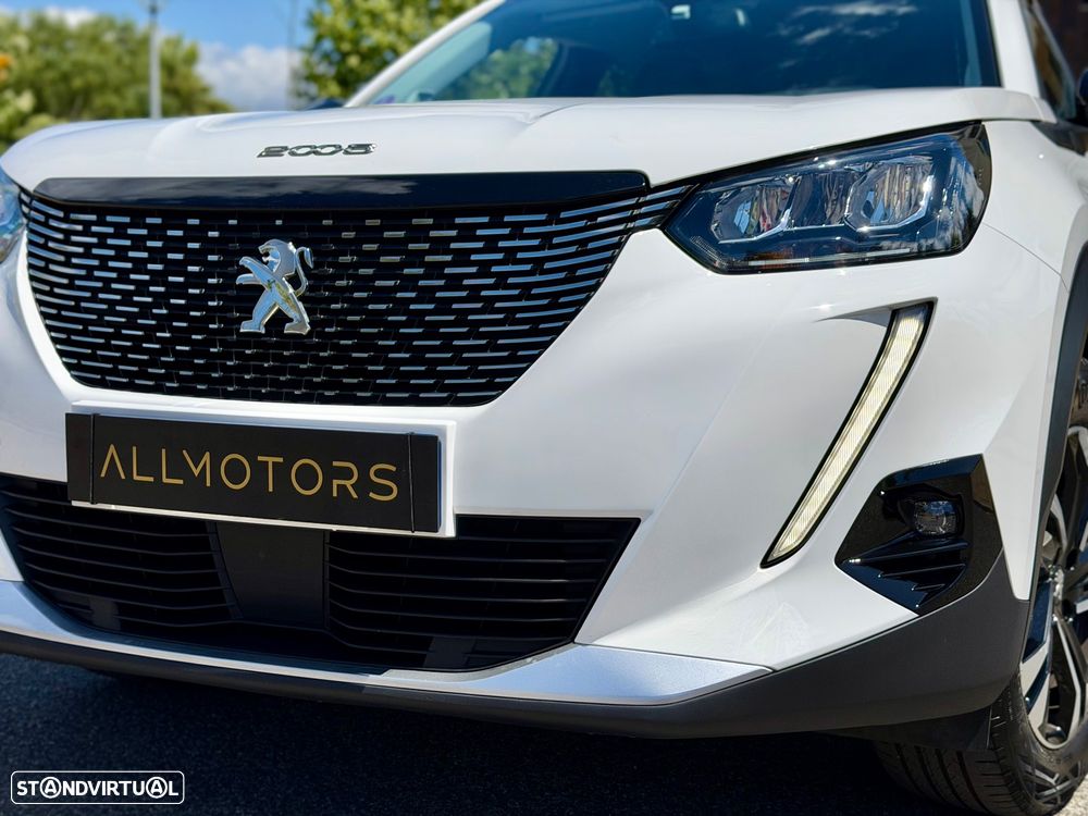 Peugeot 2008 PureTech 130 EAT8 Allure - 3