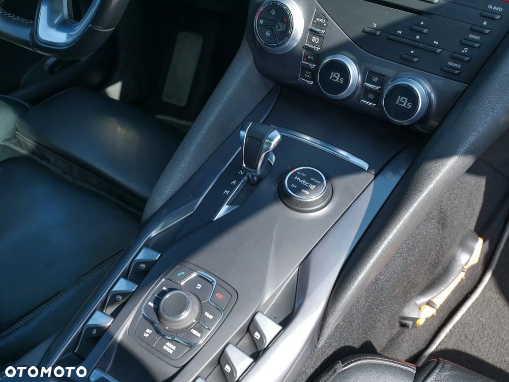 Citroën DS5 2.0 HDi Hybrid4 SportChic MCP - 25