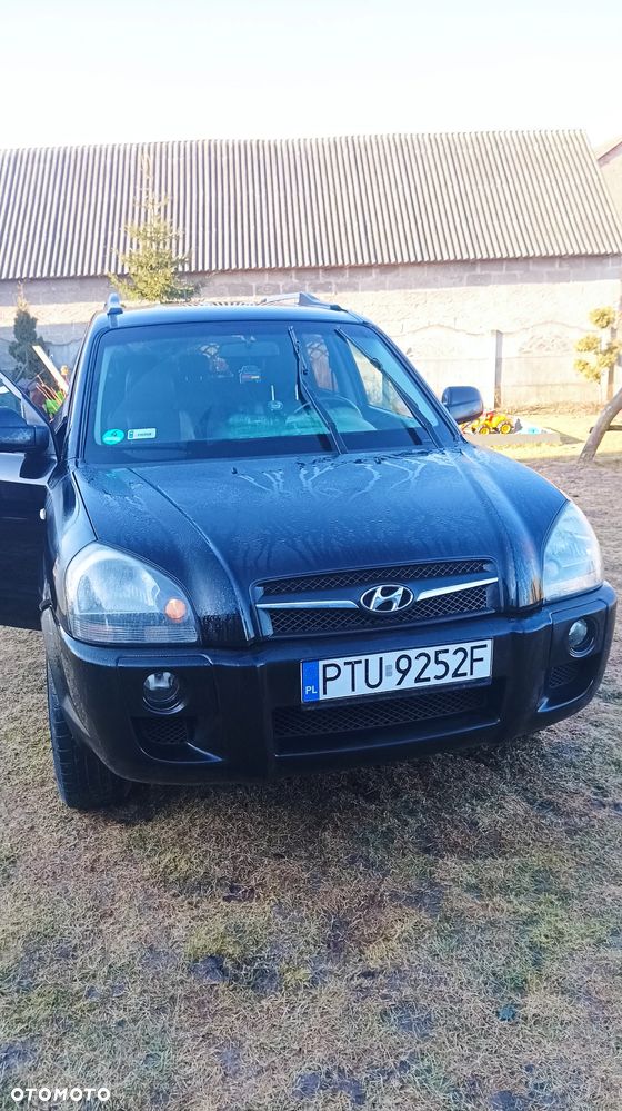 Hyundai Tucson 2.0 2WD GLS - 2