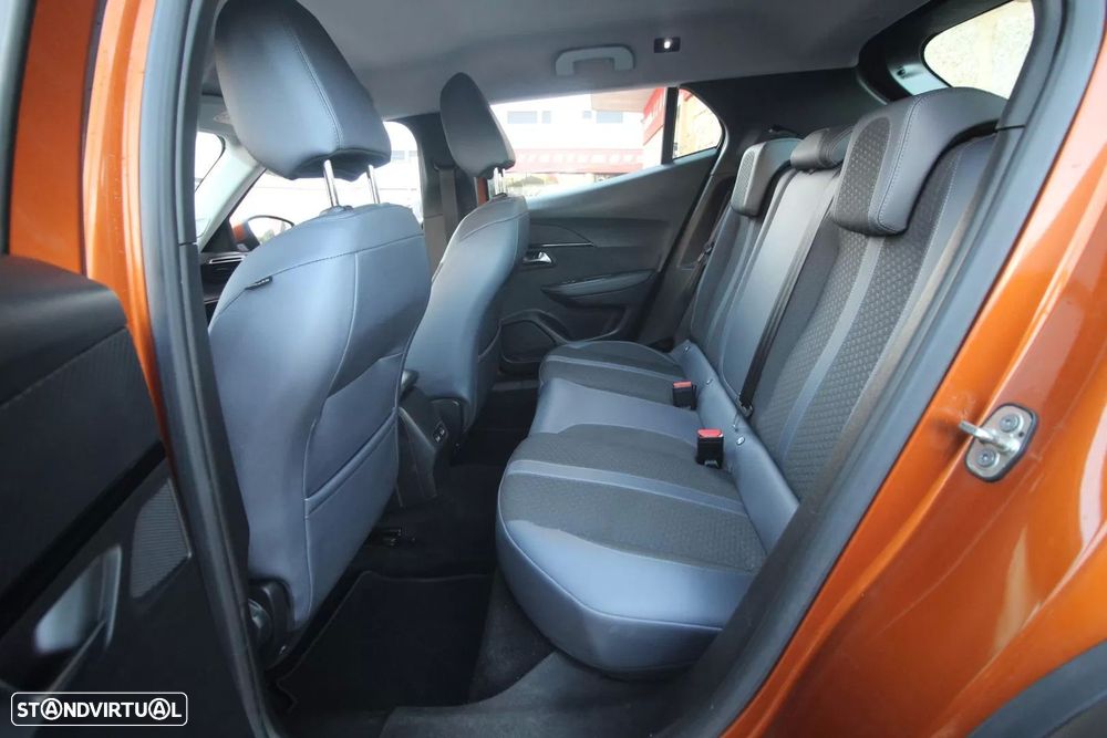 Peugeot e-2008 50 kWh Allure - 19