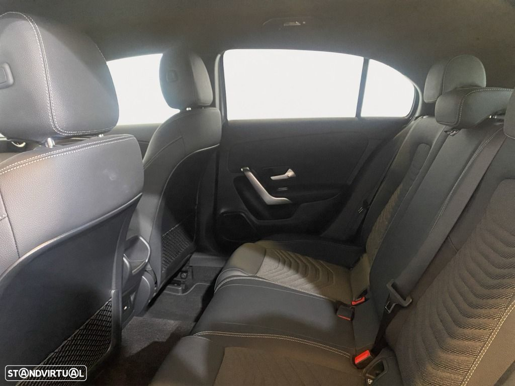 Mercedes-Benz A 250 e - 13